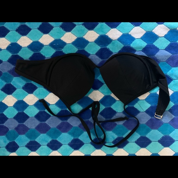 Victoria’s Secret Ladies 2 pc. Swim Suit - Picture 4 of 7